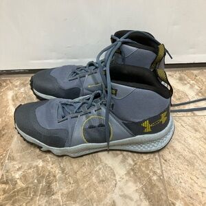 Under Armour Charged Maven Trek Trail Running Shoe Boots